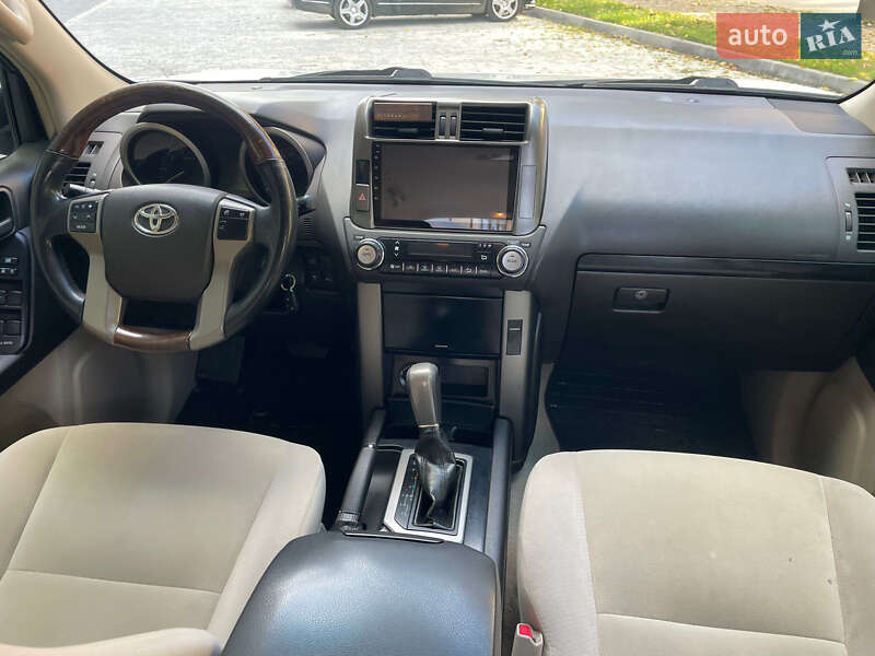 Внедорожник / Кроссовер Toyota Land Cruiser Prado 2011 в Черновцах фото 19 Внедорожник / Кроссовер Toyota Land Cruiser Prado 2011 в Черновцах