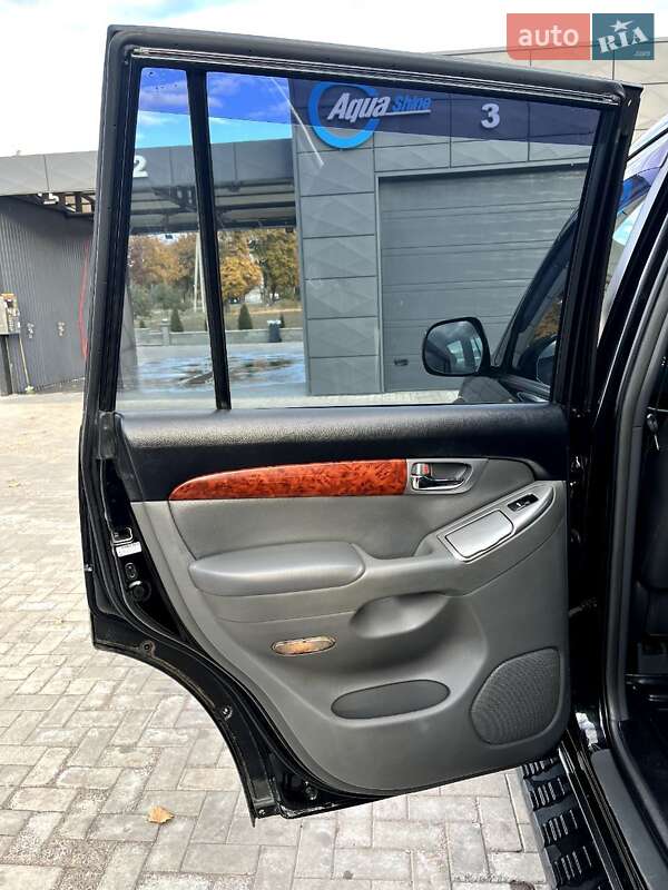 Позашляховик / Кросовер Toyota Land Cruiser Prado 2005 в Дніпрі