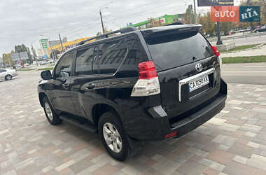 Внедорожник / Кроссовер Toyota Land Cruiser Prado 2011 в 