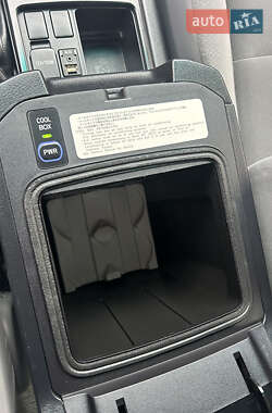 Внедорожник / Кроссовер Toyota Land Cruiser Prado 2011 в 