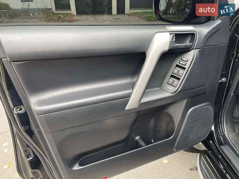 Позашляховик / Кросовер Toyota Land Cruiser Prado 2019 в Вінниці фото 29 Позашляховик / Кросовер Toyota Land Cruiser Prado 2019 в Вінниці