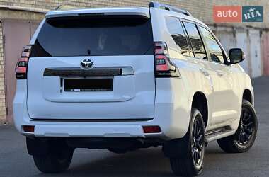 Позашляховик / Кросовер Toyota Land Cruiser Prado 2021 в  фото 3 Позашляховик / Кросовер Toyota Land Cruiser Prado 2021 в