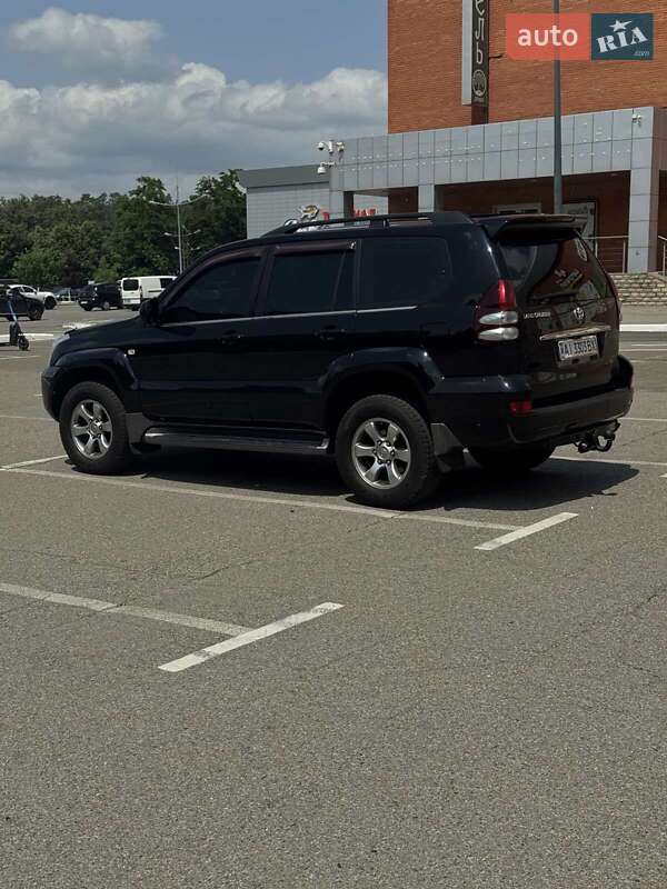 Позашляховик / Кросовер Toyota Land Cruiser Prado 2006 в Броварах