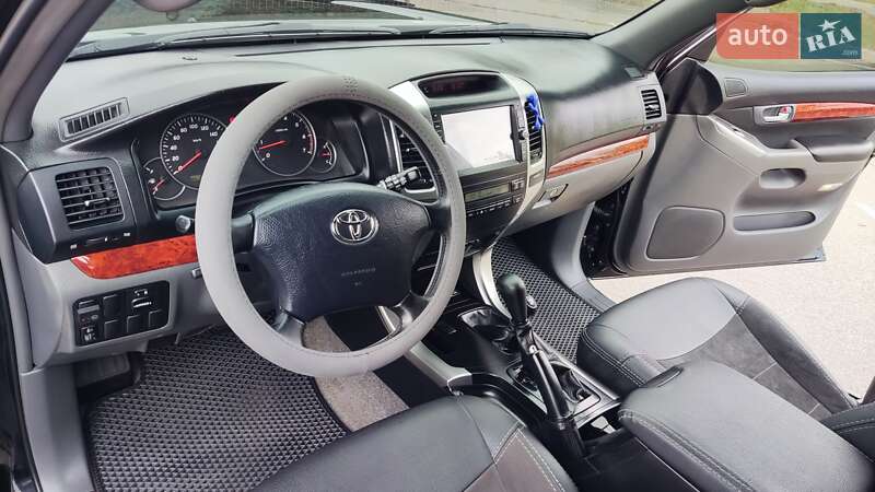 Позашляховик / Кросовер Toyota Land Cruiser Prado 2007 в Кривому Розі фото 15 Позашляховик / Кросовер Toyota Land Cruiser Prado 2007 в Кривому Розі