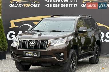 Позашляховик / Кросовер Toyota Land Cruiser Prado 2022 в 