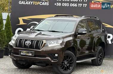 Позашляховик / Кросовер Toyota Land Cruiser Prado 2022 в 