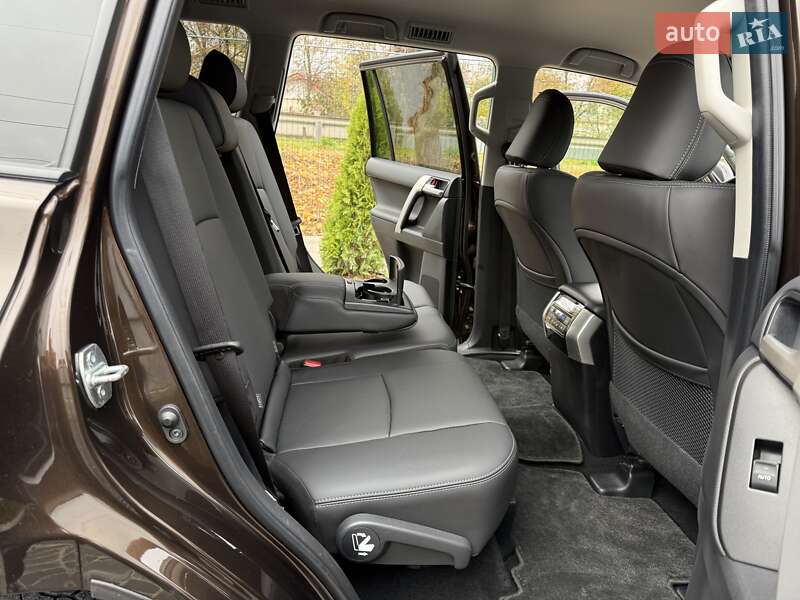 Внедорожник / Кроссовер Toyota Land Cruiser Prado 2022 в Виннице