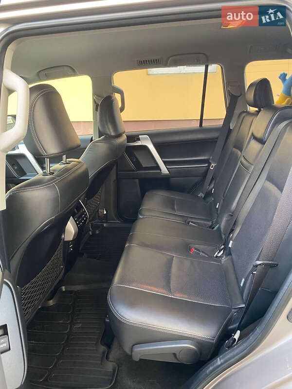 Позашляховик / Кросовер Toyota Land Cruiser Prado 2020 в Кам'янець-Подільському фото 3 Позашляховик / Кросовер Toyota Land Cruiser Prado 2020 в Кам'янець-Подільському
