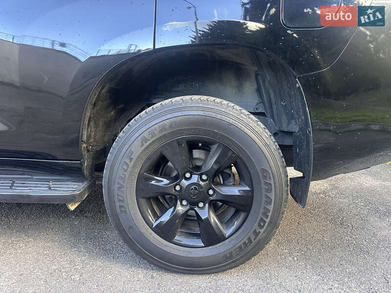 Внедорожник / Кроссовер Toyota Land Cruiser Prado 2010 в Львове