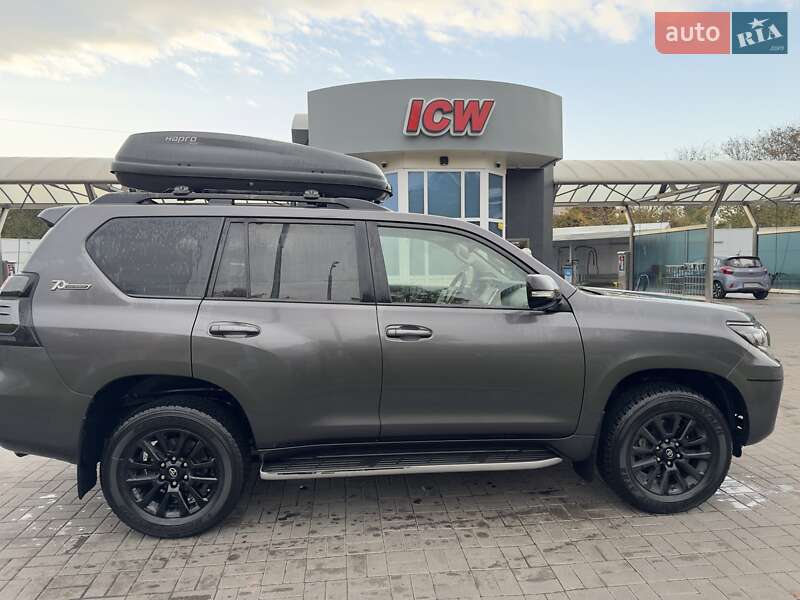 Внедорожник / Кроссовер Toyota Land Cruiser Prado 2021 в Киеве