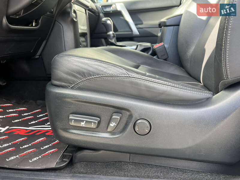 Позашляховик / Кросовер Toyota Land Cruiser Prado 2018 в Ужгороді фото 30 Позашляховик / Кросовер Toyota Land Cruiser Prado 2018 в Ужгороді