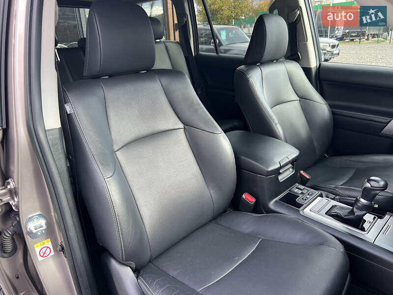 Позашляховик / Кросовер Toyota Land Cruiser Prado 2018 в Ужгороді фото 49 Позашляховик / Кросовер Toyota Land Cruiser Prado 2018 в Ужгороді