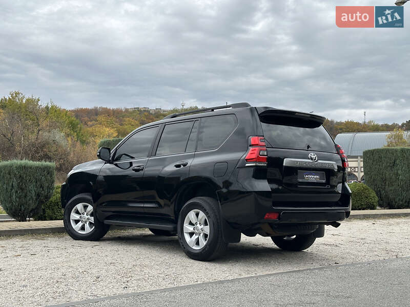Внедорожник / Кроссовер Toyota Land Cruiser Prado 2019 в Днепре фото 6 Внедорожник / Кроссовер Toyota Land Cruiser Prado 2019 в Днепре