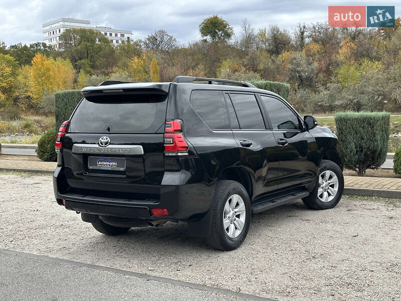 Внедорожник / Кроссовер Toyota Land Cruiser Prado 2019 в Днепре фото 9 Внедорожник / Кроссовер Toyota Land Cruiser Prado 2019 в Днепре