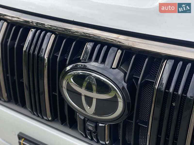 Внедорожник / Кроссовер Toyota Land Cruiser Prado 2020 в Киеве фото 5 Внедорожник / Кроссовер Toyota Land Cruiser Prado 2020 в Киеве