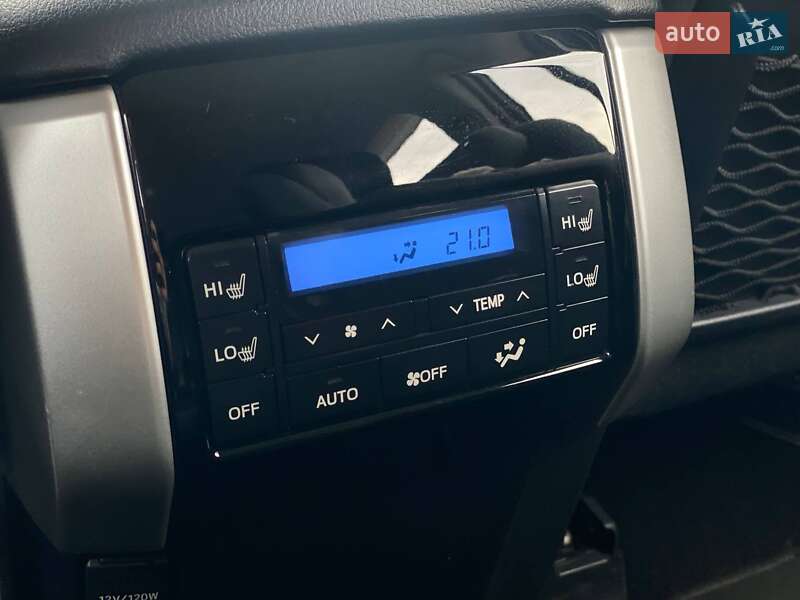 Внедорожник / Кроссовер Toyota Land Cruiser Prado 2020 в Киеве фото 26 Внедорожник / Кроссовер Toyota Land Cruiser Prado 2020 в Киеве