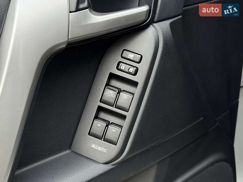 Внедорожник / Кроссовер Toyota Land Cruiser Prado 2018 в Тернополе фото 53 Внедорожник / Кроссовер Toyota Land Cruiser Prado 2018 в Тернополе