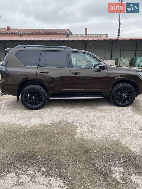 Внедорожник / Кроссовер Toyota Land Cruiser Prado 2020 в Крыжополе фото 15 Внедорожник / Кроссовер Toyota Land Cruiser Prado 2020 в Крыжополе