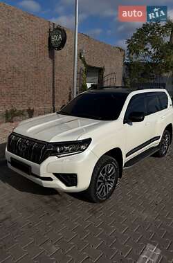 Позашляховик / Кросовер Toyota Land Cruiser Prado 2022 в Одесі