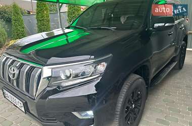 Внедорожник / Кроссовер Toyota Land Cruiser Prado 2019 в 
