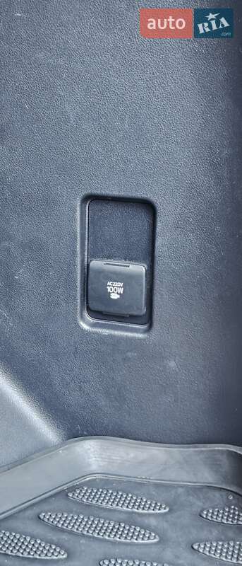 Внедорожник / Кроссовер Toyota Land Cruiser Prado 2014 в Львове