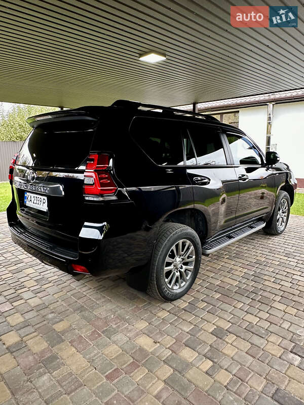 Позашляховик / Кросовер Toyota Land Cruiser Prado 2018 в Києві