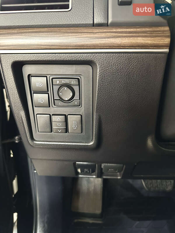 Позашляховик / Кросовер Toyota Land Cruiser Prado 2018 в Києві