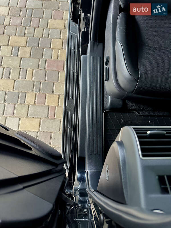 Позашляховик / Кросовер Toyota Land Cruiser Prado 2018 в Києві