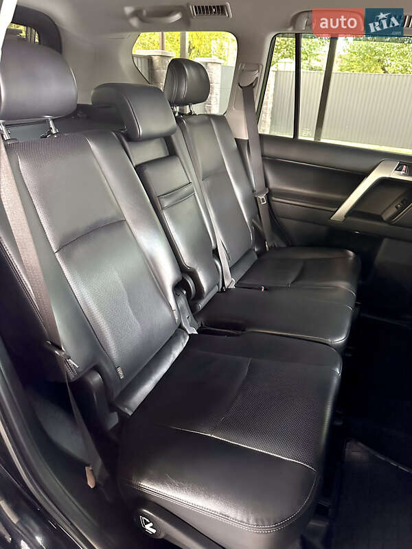 Позашляховик / Кросовер Toyota Land Cruiser Prado 2018 в Києві