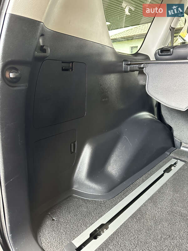 Позашляховик / Кросовер Toyota Land Cruiser Prado 2018 в Києві