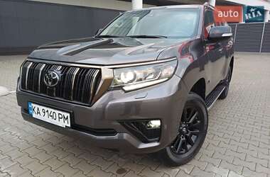 Toyota Land Cruiser Prado 2022