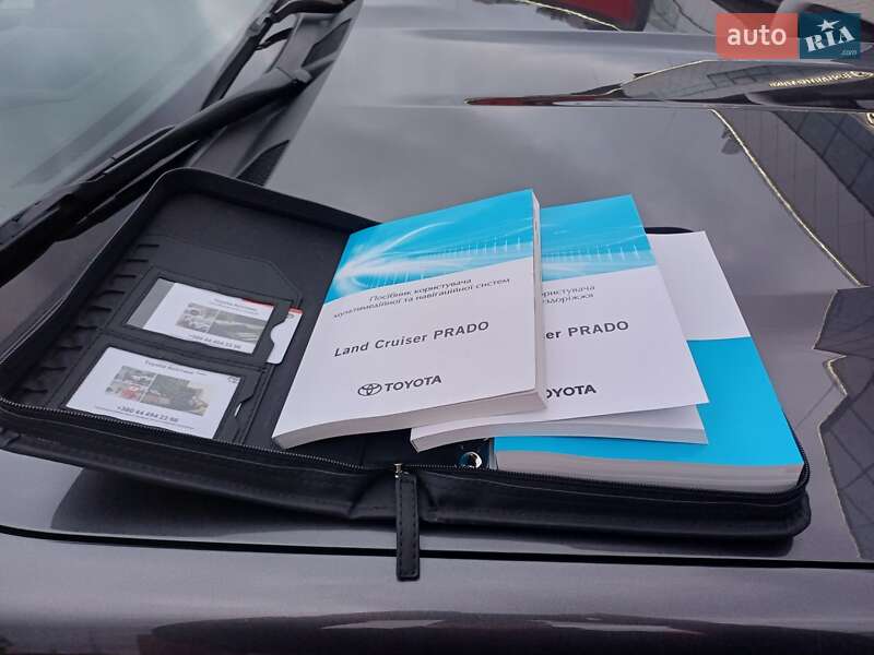 Позашляховик / Кросовер Toyota Land Cruiser Prado 2022 в Києві