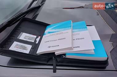 Внедорожник / Кроссовер Toyota Land Cruiser Prado 2022 в 