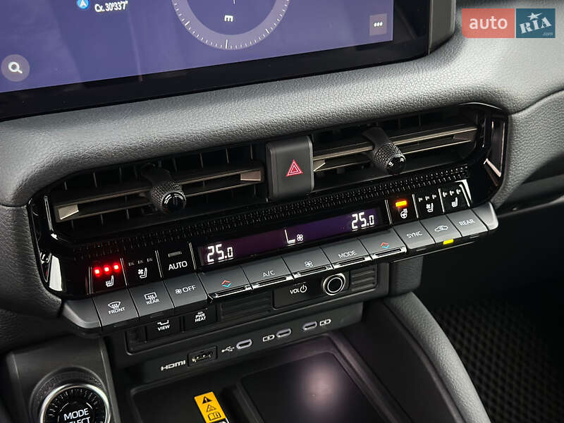 Внедорожник / Кроссовер Toyota Land Cruiser Prado 2024 в Киеве фото 43 Внедорожник / Кроссовер Toyota Land Cruiser Prado 2024 в Киеве