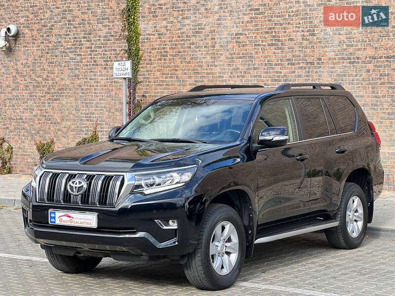 Внедорожник / Кроссовер Toyota Land Cruiser Prado 2020 в 