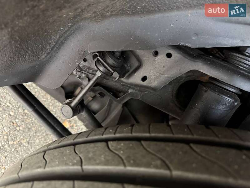 Позашляховик / Кросовер Toyota Land Cruiser Prado 2016 в Харкові фото 18 Позашляховик / Кросовер Toyota Land Cruiser Prado 2016 в Харкові