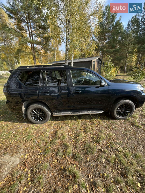 Позашляховик / Кросовер Toyota Land Cruiser Prado 2020 в Києві фото 3 Позашляховик / Кросовер Toyota Land Cruiser Prado 2020 в Києві