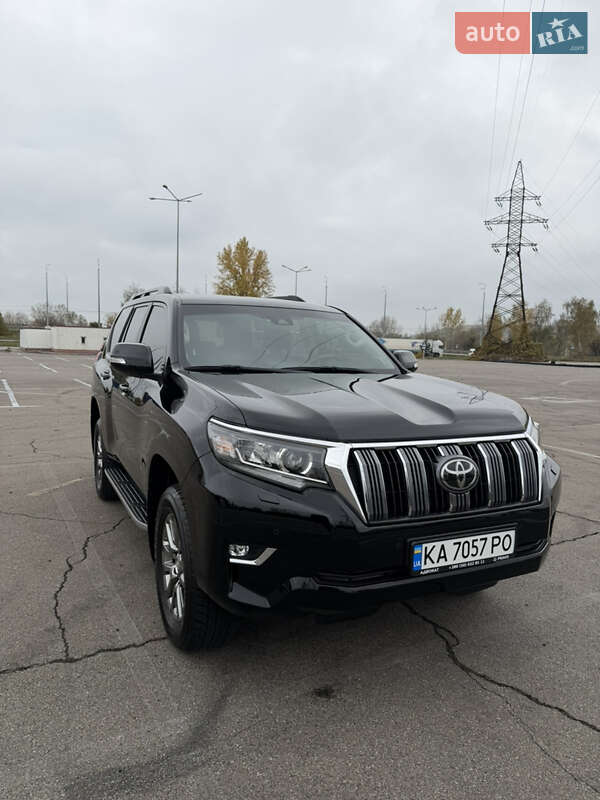 Внедорожник / Кроссовер Toyota Land Cruiser Prado 2019 в Киеве фото 14 Внедорожник / Кроссовер Toyota Land Cruiser Prado 2019 в Киеве