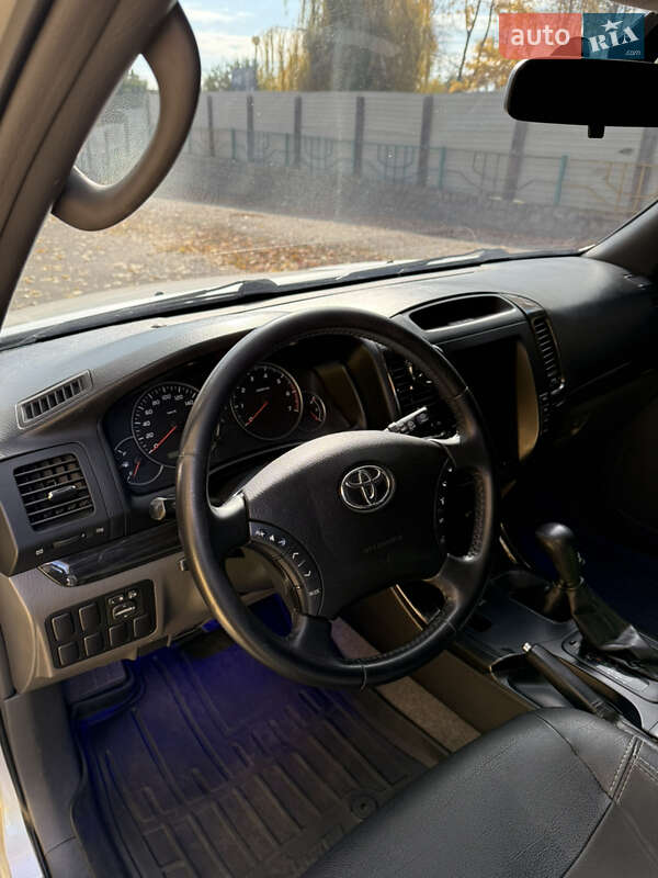 Внедорожник / Кроссовер Toyota Land Cruiser Prado 2008 в Днепре