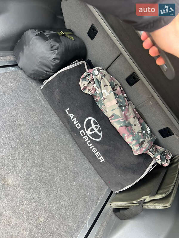 Позашляховик / Кросовер Toyota Land Cruiser Prado 2010 в Києві фото 25 Позашляховик / Кросовер Toyota Land Cruiser Prado 2010 в Києві