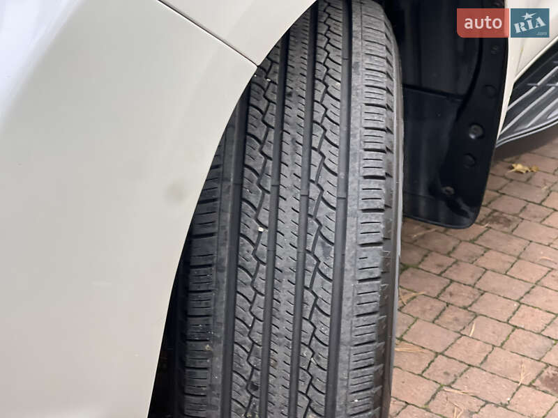 Внедорожник / Кроссовер Toyota Land Cruiser Prado 2010 в Киеве