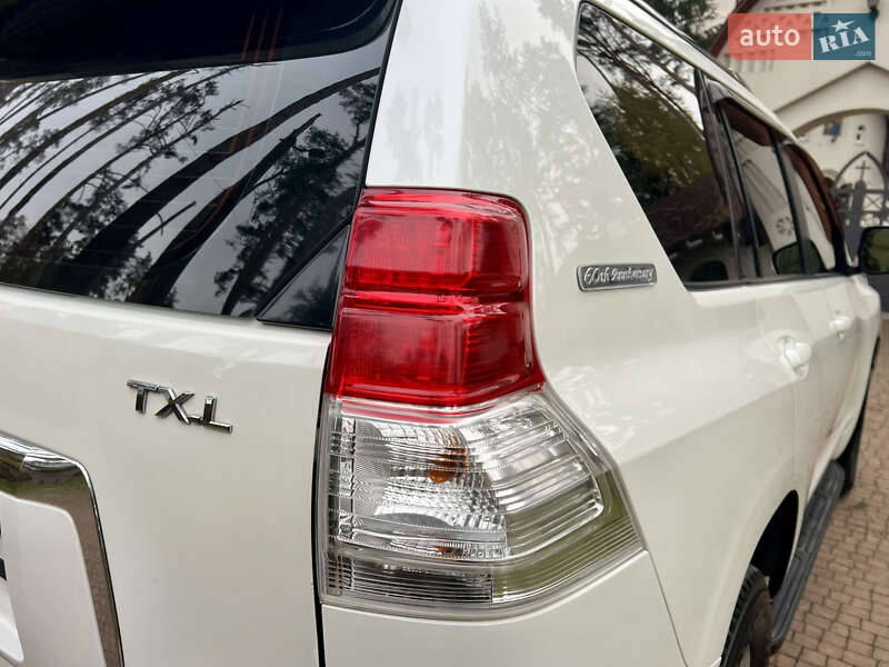 Внедорожник / Кроссовер Toyota Land Cruiser Prado 2010 в Киеве