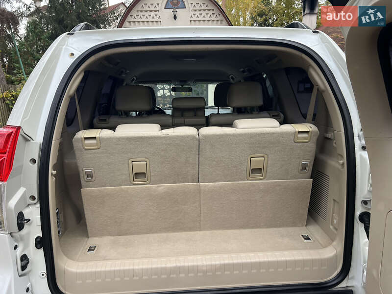 Внедорожник / Кроссовер Toyota Land Cruiser Prado 2010 в Киеве