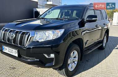 Внедорожник / Кроссовер Toyota Land Cruiser Prado 2019 в 
