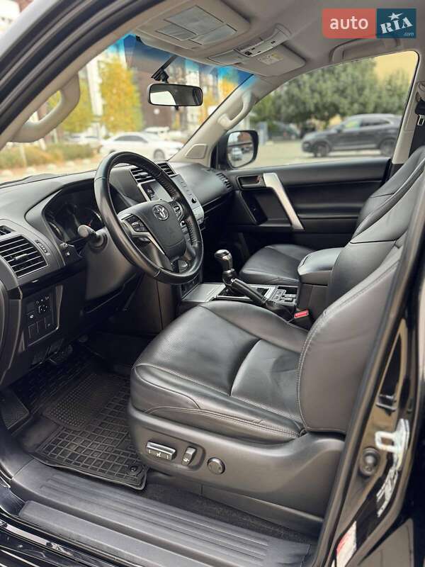 Внедорожник / Кроссовер Toyota Land Cruiser Prado 2021 в Киеве фото 18 Внедорожник / Кроссовер Toyota Land Cruiser Prado 2021 в Киеве