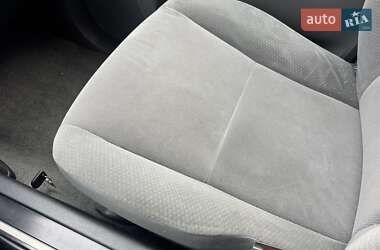 Внедорожник / Кроссовер Toyota Land Cruiser Prado 2012 в 