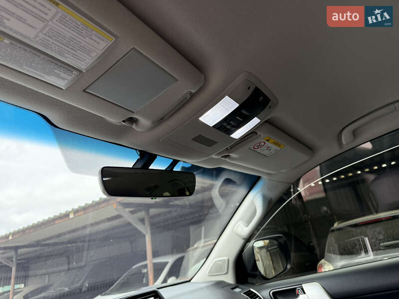 Позашляховик / Кросовер Toyota Land Cruiser Prado 2022 в Запоріжжі