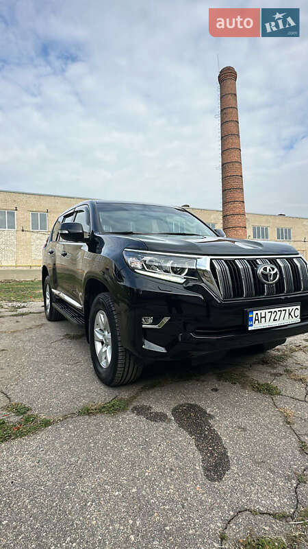 Внедорожник / Кроссовер Toyota Land Cruiser Prado 2018 в Харькове
