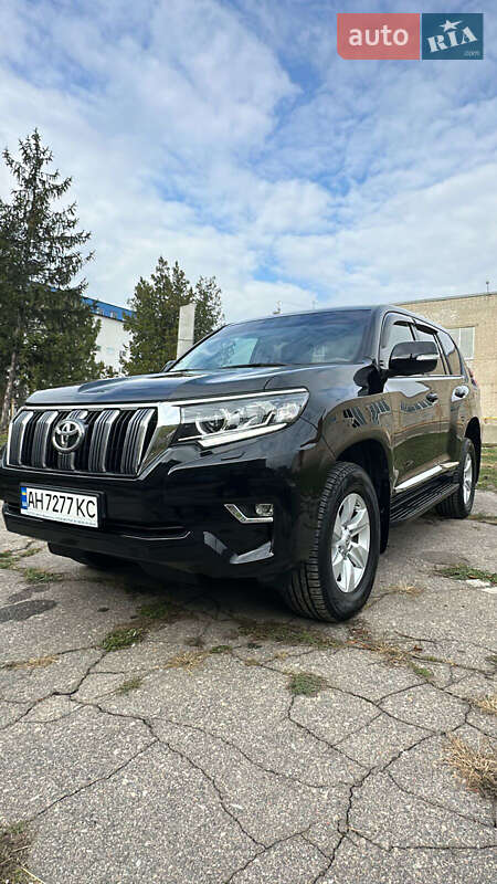 Внедорожник / Кроссовер Toyota Land Cruiser Prado 2018 в Харькове