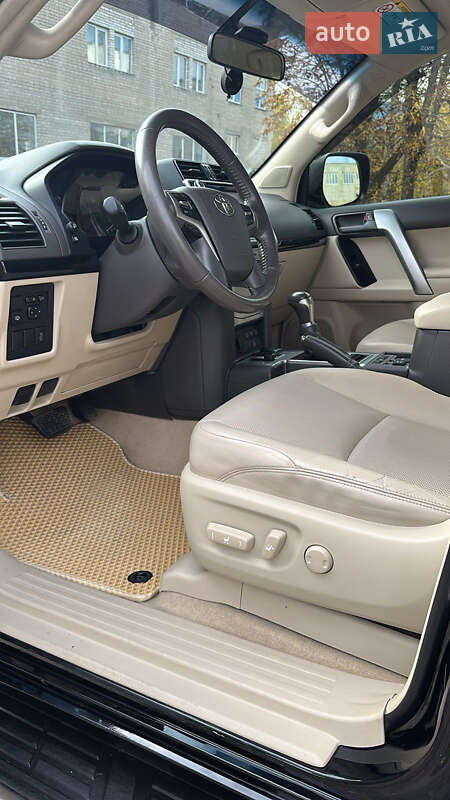 Внедорожник / Кроссовер Toyota Land Cruiser Prado 2018 в Харькове